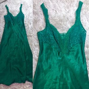 Incredible floor length satin green nightgown